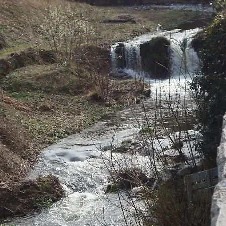 La Boulzane לינה וארוחת בוקר Montfort-sur-Boulzane